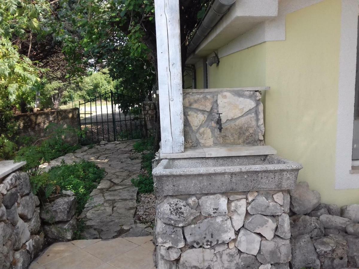 Lavanda Gabonjin Екстериор снимка